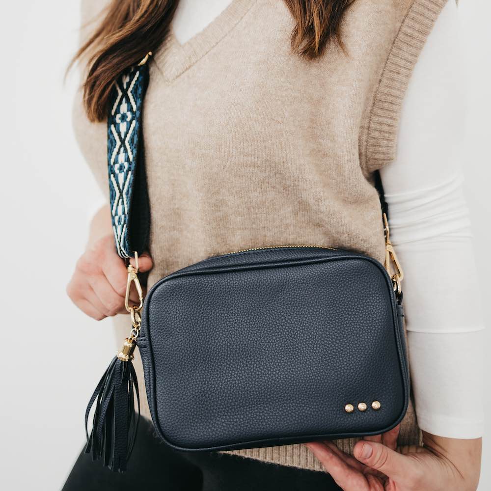 Jolie Puffer Belt Bag - Pretty Simple Wholesale