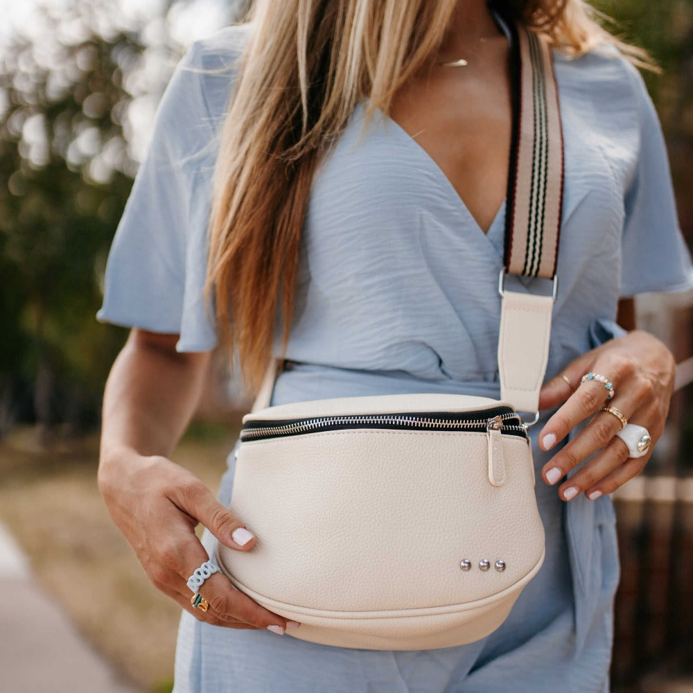 Women's Leather Sling Bag | Madewell