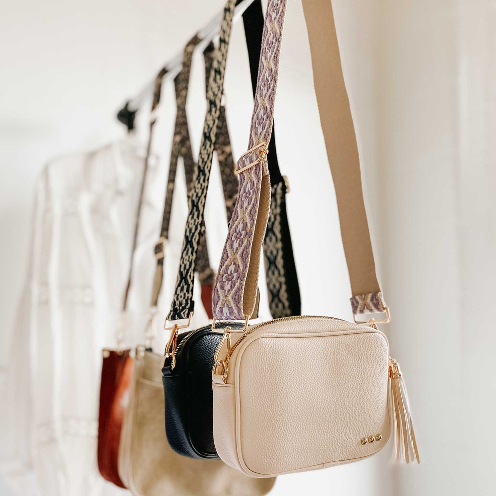 11 Small Crossbody Purses for Summer and Spring